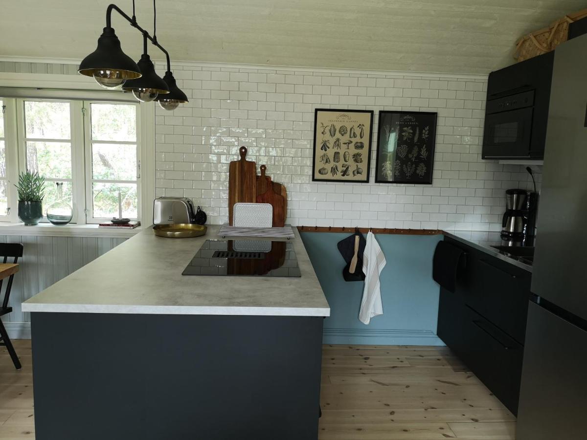 Smedjan Cottage Enköping Extérieur photo
